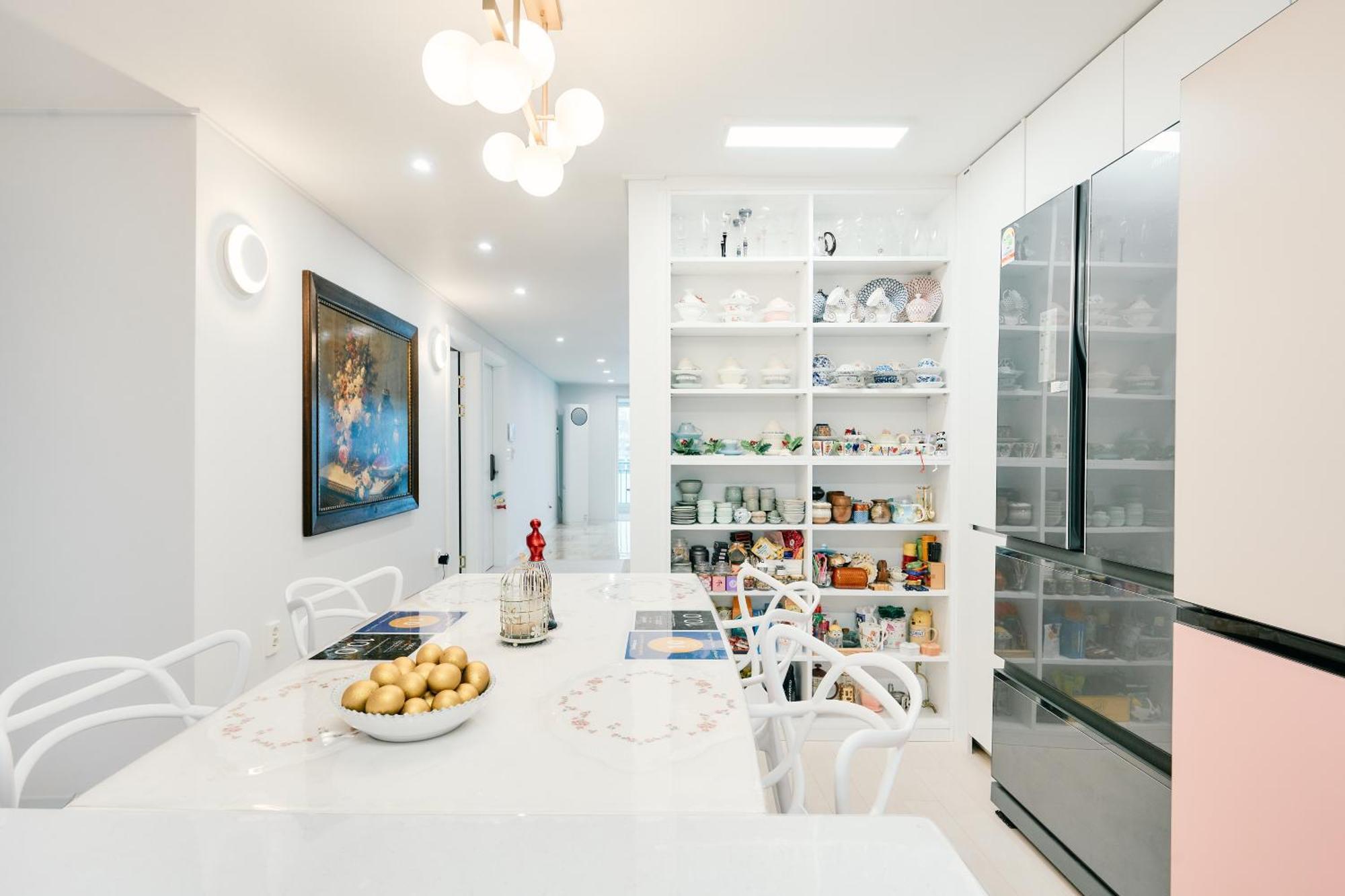 Garosugil Homestay - Female Only Homestay *