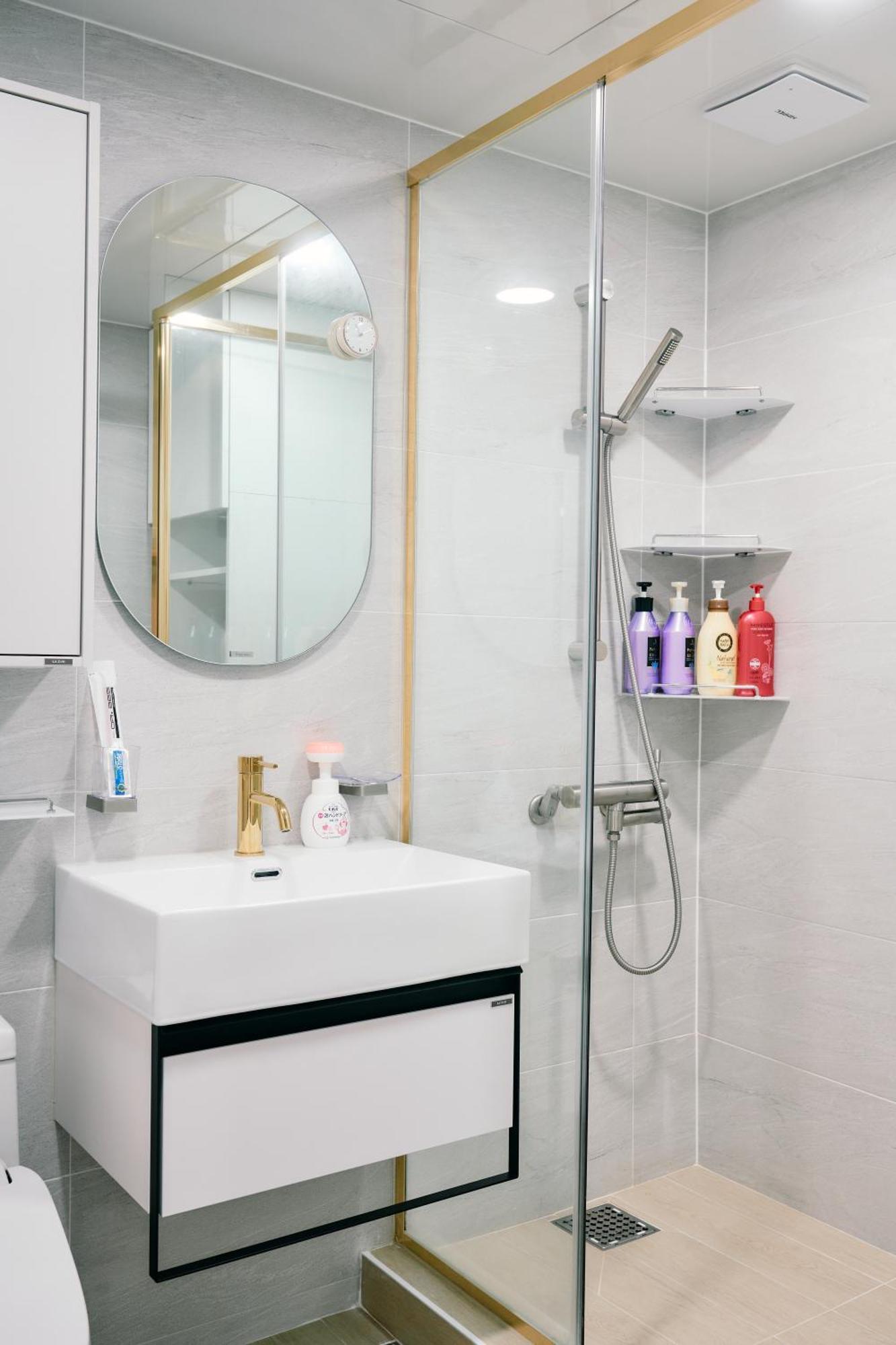 Garosugil Homestay - Female Only