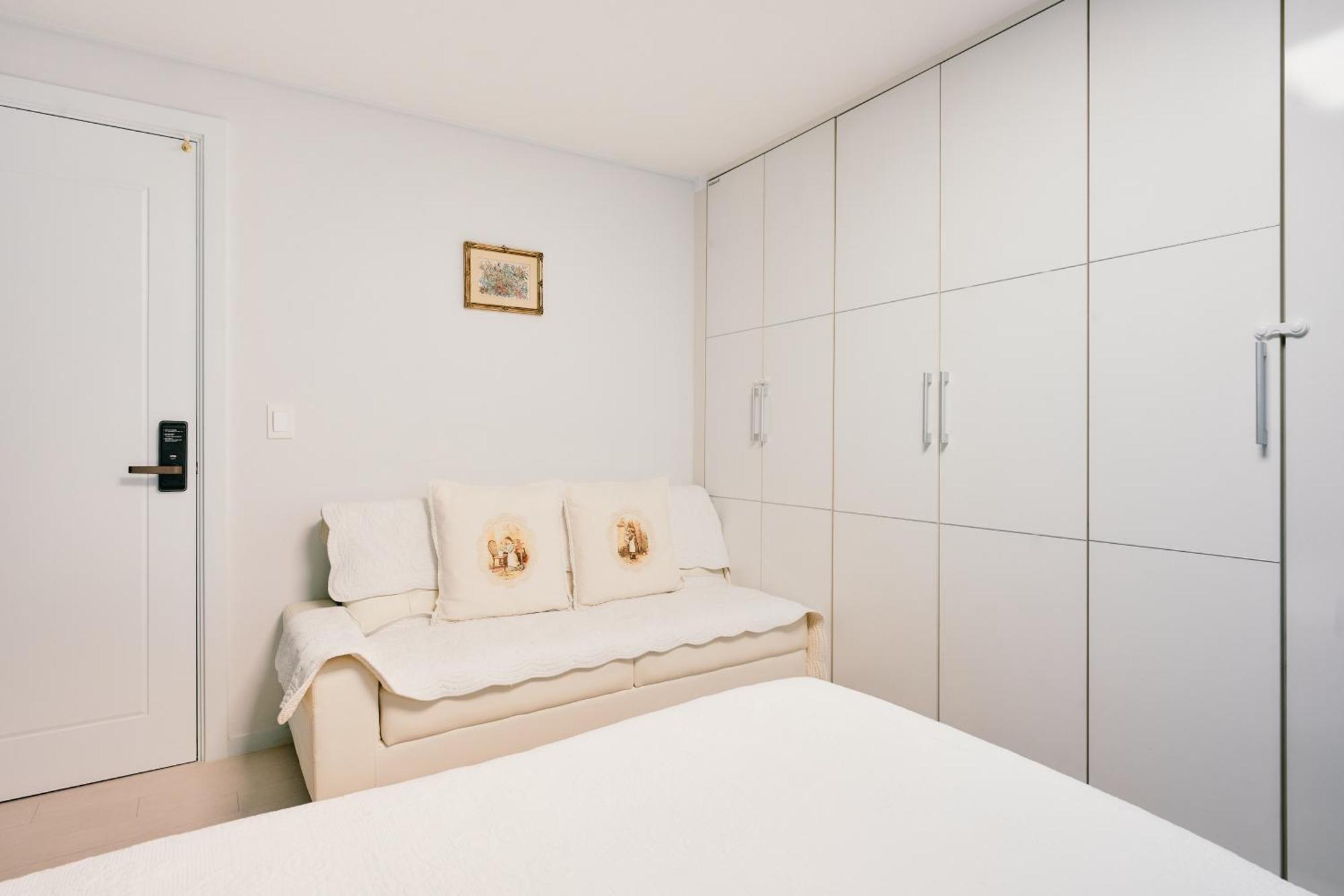 Garosugil Homestay - Female Only * Seoul